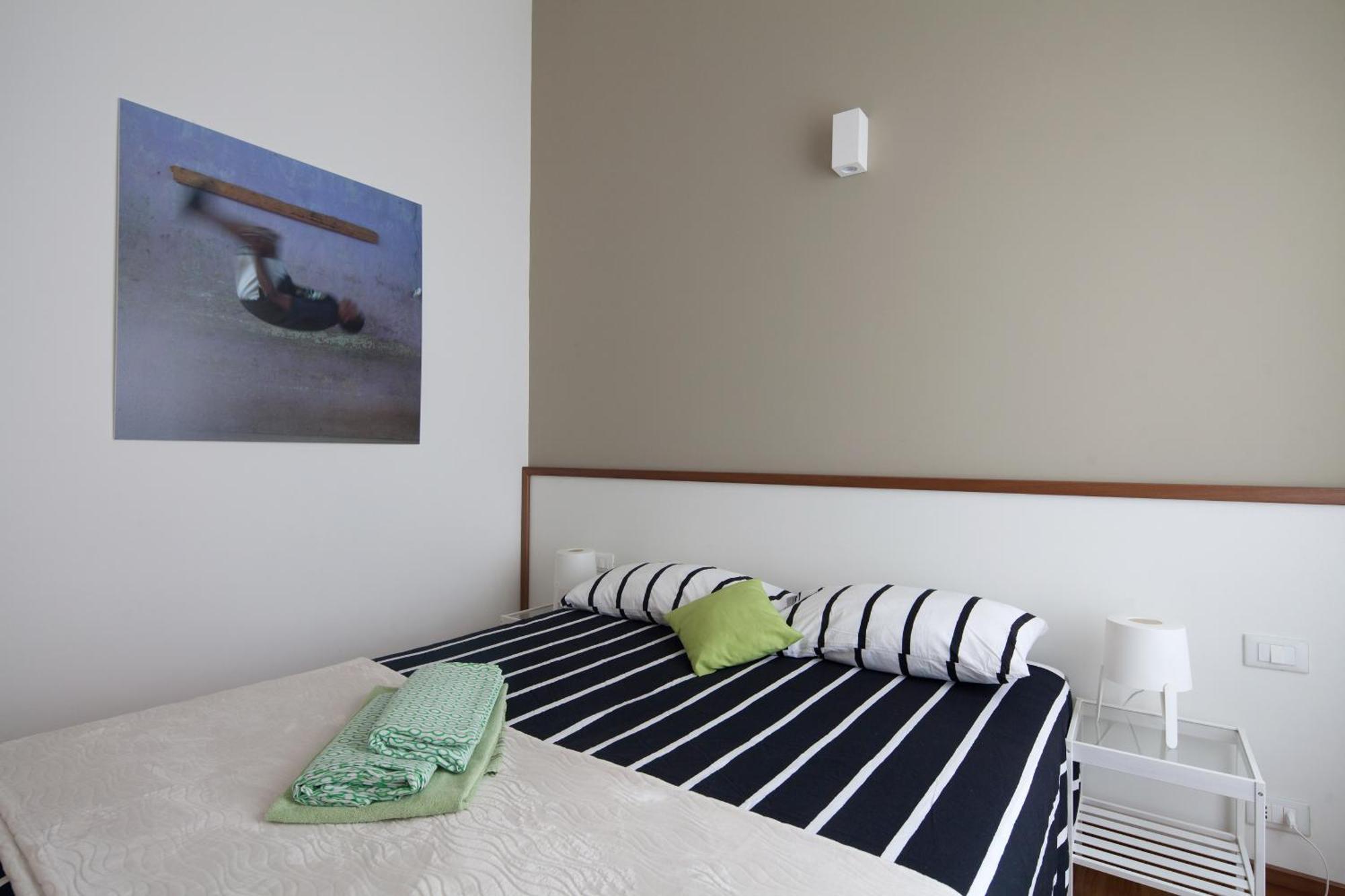 Cv5 - La Spezia City Center - Wide Modern Apartment Walking Distance To The Station To Cinque Terre - Big Terrace On The Roofs Exterior foto